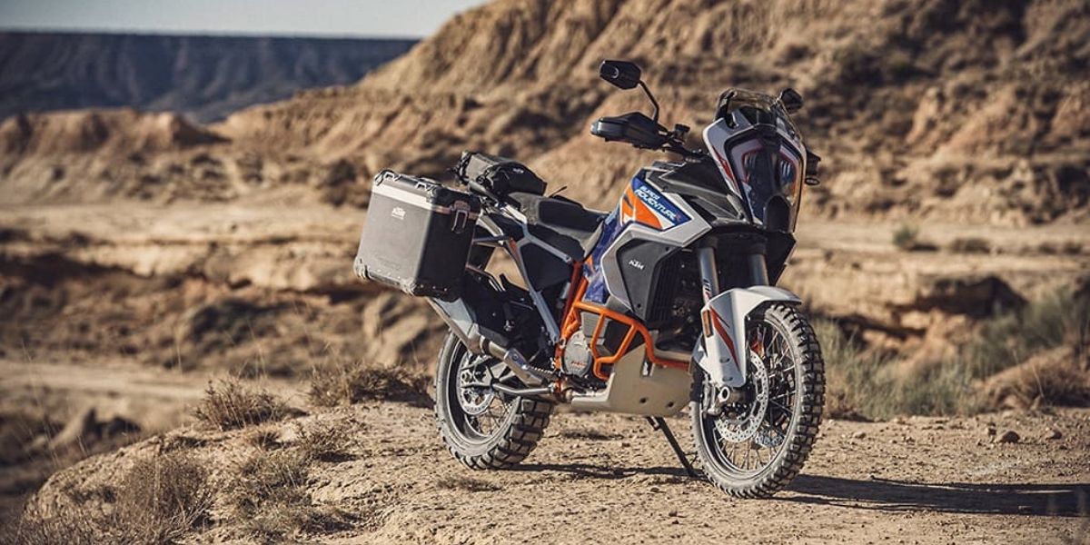 9 Best Dual Sport Tires For Motorcycles [2022] - Rev Corner