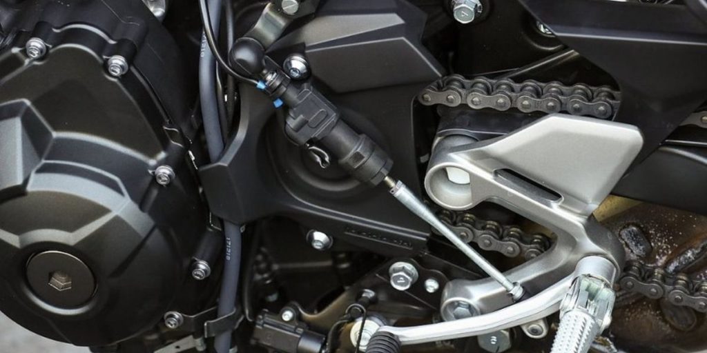 Why Do You Need A Quickshifter In Your Motorcycle? How Does It Work ...