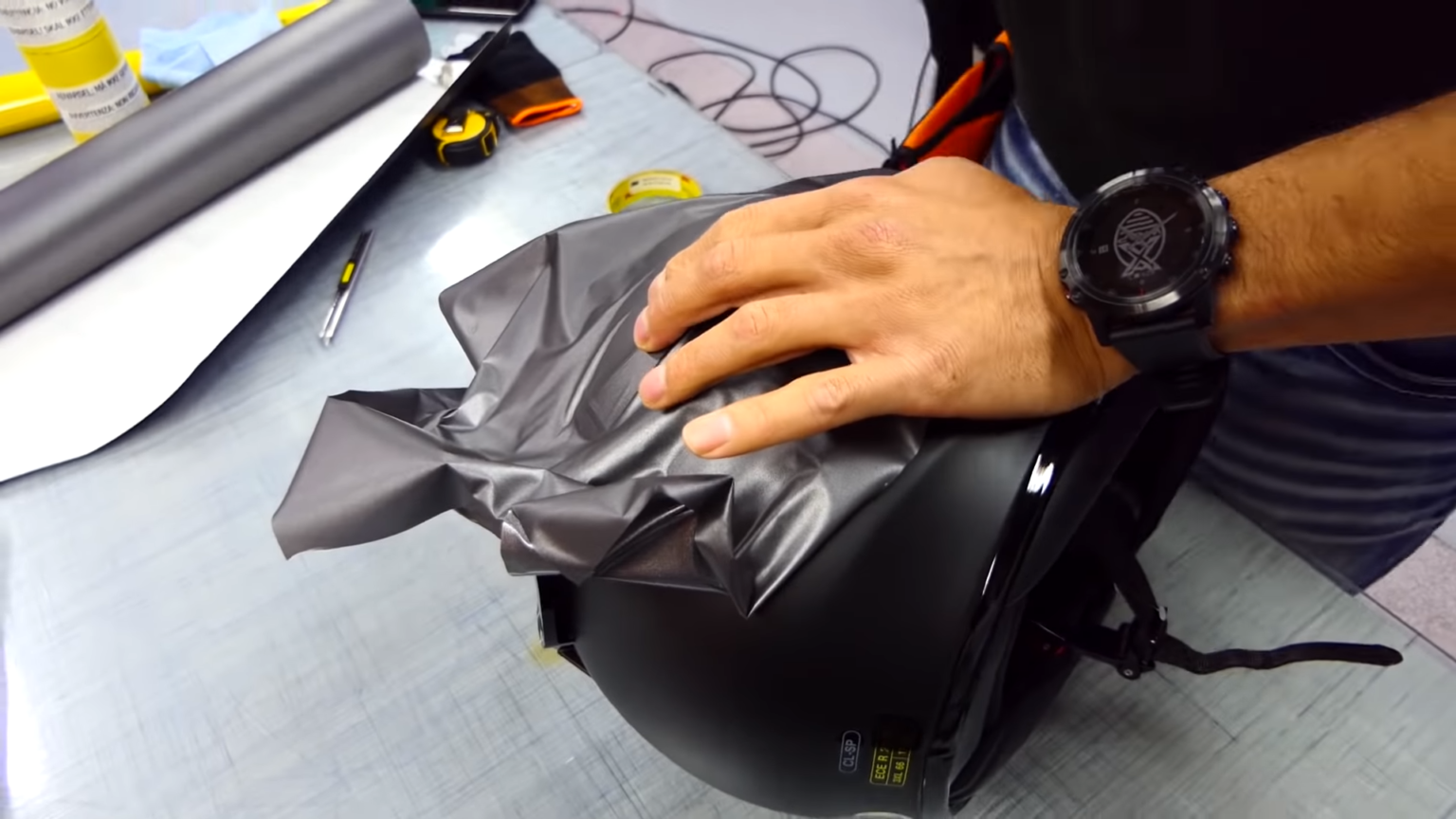 How to Wrap a Motorcycle Helmet? - Rev Corner