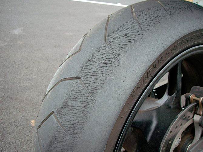 How Long Do the Motorcycle Tires Last? Rev Corner