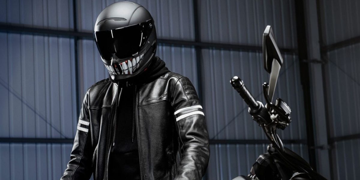 5 Best Armoured Motorcycle Hoodies [2022]