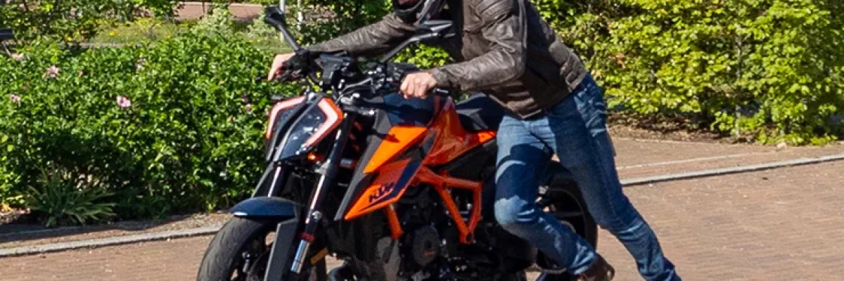 How to push start a motorcycle